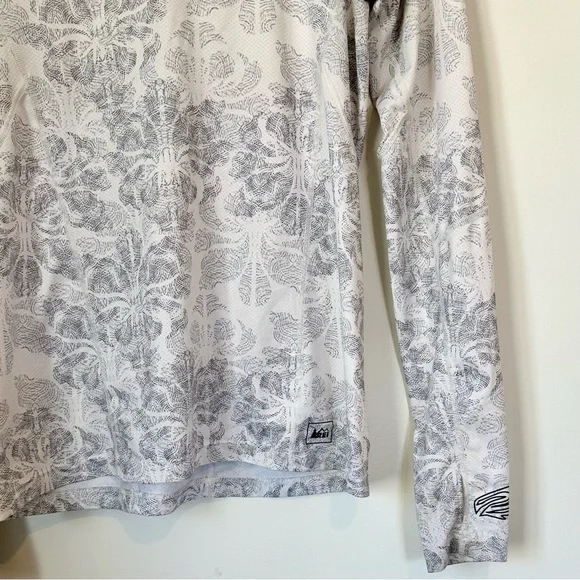 REI White and Gray Patterned Hooded Long Sleeve - Size: Extra Small - Picture 4 of 9